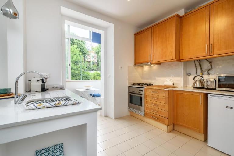 Guestready - Cosy Flat Santos-o-velho * Lisboa